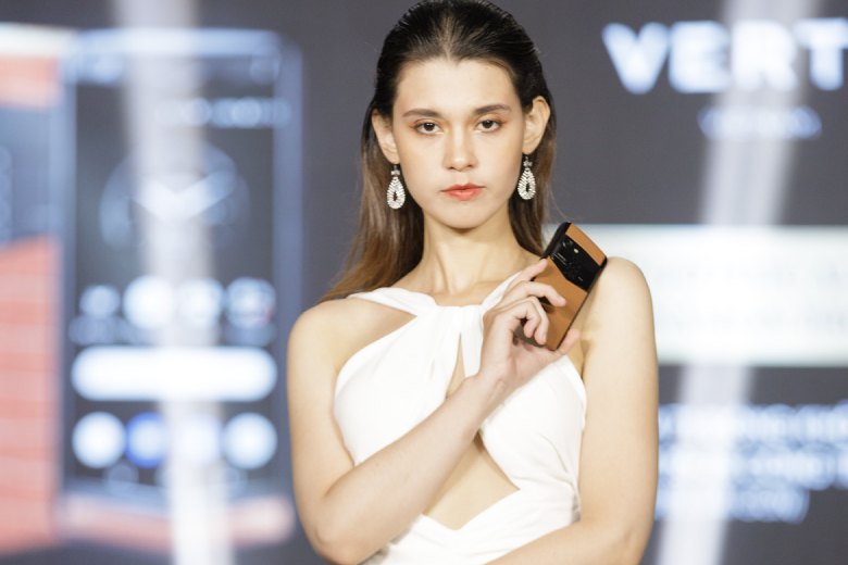 7 bc006d3351fa40a0a87e7b2c147fe5ec 1