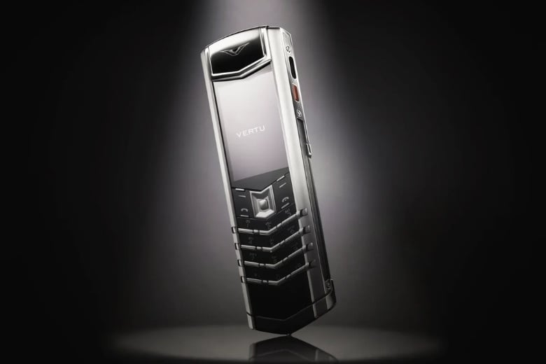 ao-vertu-dat-nhat-2025-vi-sao-nen-mua_90c2374cff944efeb938c34516ab994b-2 ao vertu dat nhat 2025 vi sao nen mua 90c2374cff944efeb938c34516ab994b 2 1