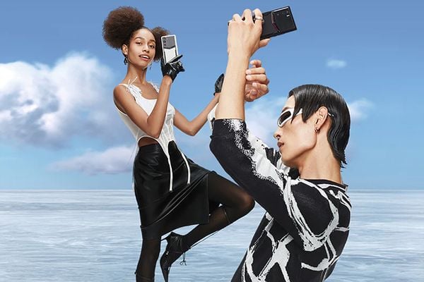 METAVERTU CURVE Basic Calf Leather Caramel Brown 11 camera metavertu basic carbon fiber vertuvietnam 928c3aed48654781a1129ef9c0adea87 grande