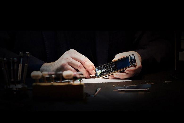 Vertu Signature V Stainless Steel Pure Black 7 Vertu Signature V Stainless Steel Pure Black