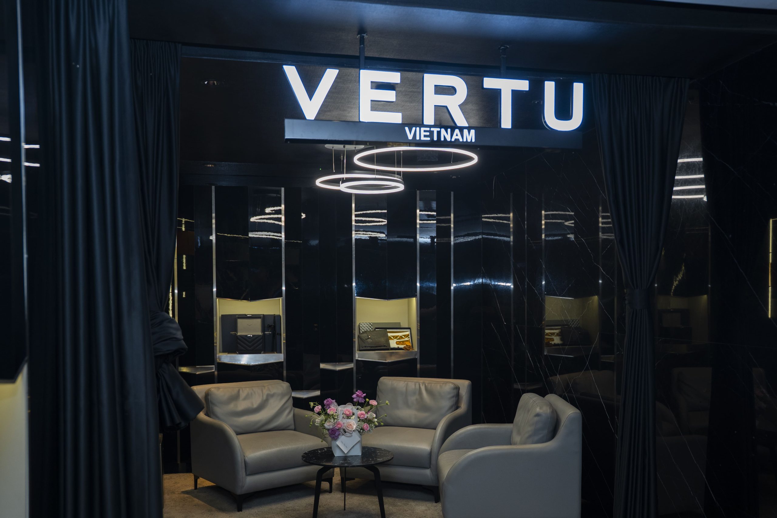 Giới thiệu 2 Không gian Vertu