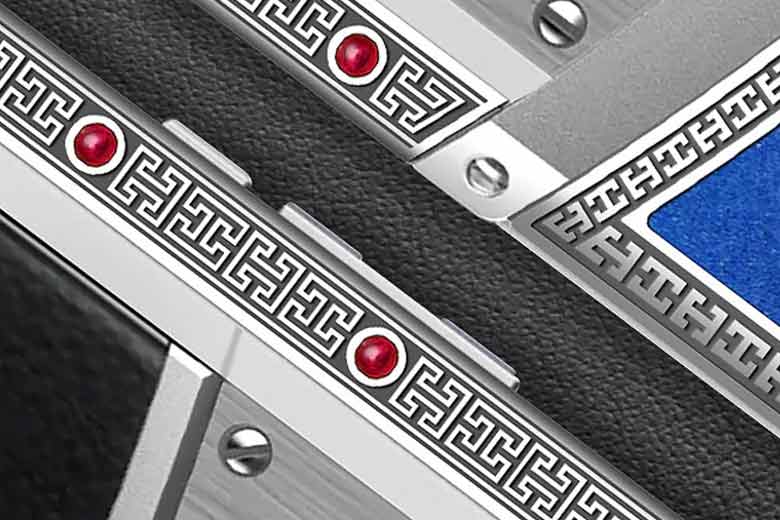 Vertu Signature V Thang-Ga AVALOKITESVARA 5 Vẻ bề ngoài làm tôn lên sự sang trọng, đẳng cấp cho người dùng