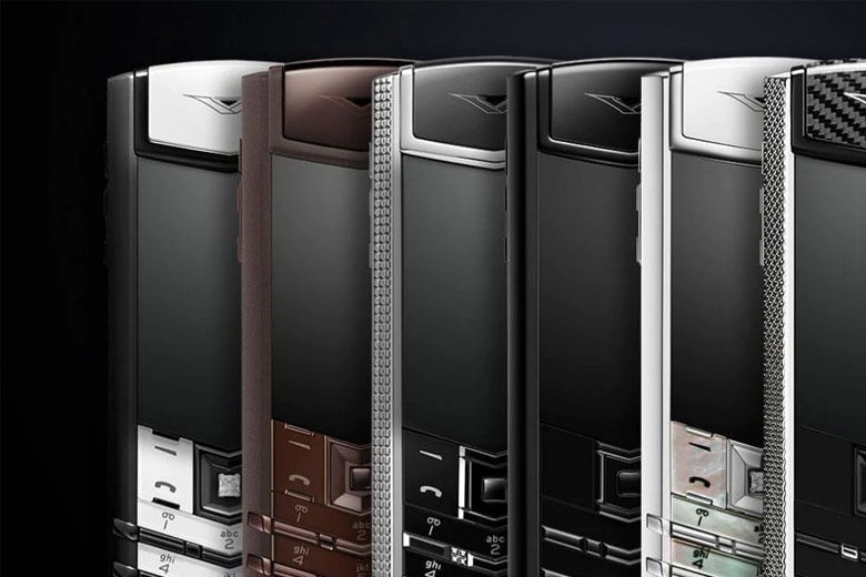 Vertu Signature V Stainless Steel Pure Black 9 Thiết kế đặc quyền dành cho giới thượng lưu