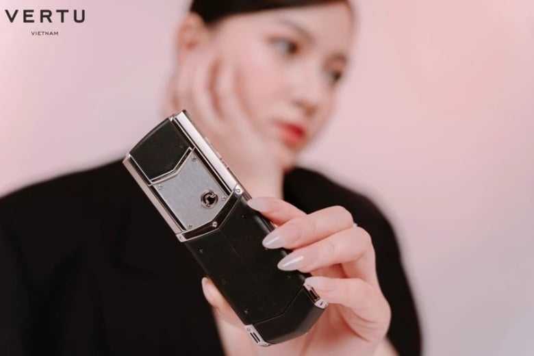 tu-signature-v-4g-vertu-dat-nhat-2025_664957f9272b4cb38cd4911a4af85aa6-2 tu signature v 4g vertu dat nhat 2025 664957f9272b4cb38cd4911a4af85aa6 2 1