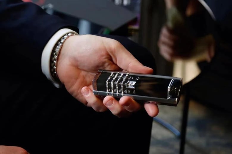 Vertu Signature được nhiều người Việt tin dùng